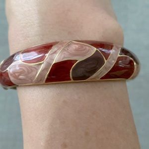 Bangle bracelet
